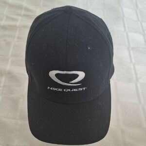 Nike Quest Black and White Logo  Cap